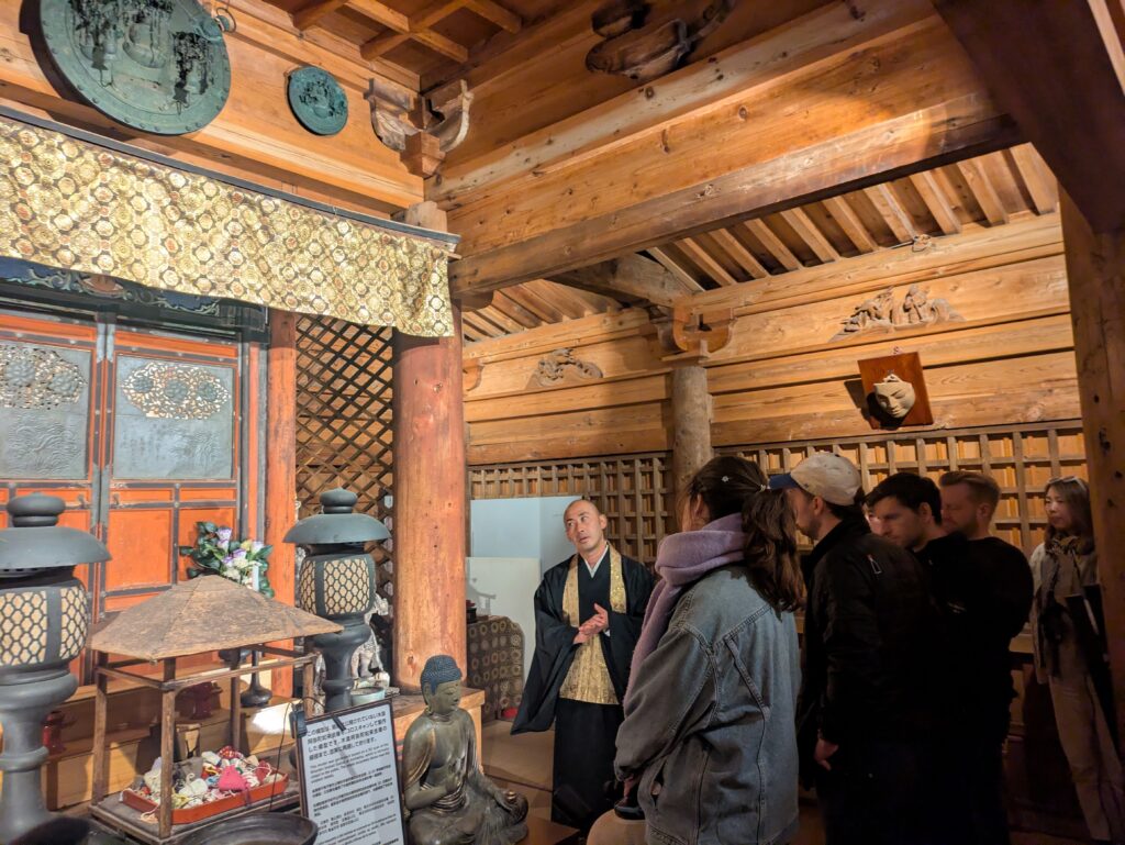 Buddha statue tour