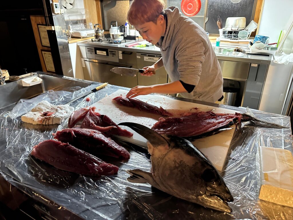 Tuna cutting experience